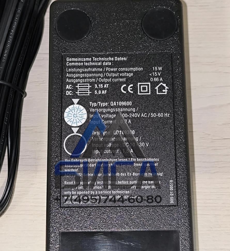 Зарядное устройство (короткие АКБ) HBC Radiomatic 100-240V QA109600