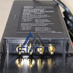 Зарядное устройство (короткие АКБ) HBC Radiomatic 10-30V AQ109300